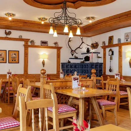 Victor's Residenz-hotel 4*