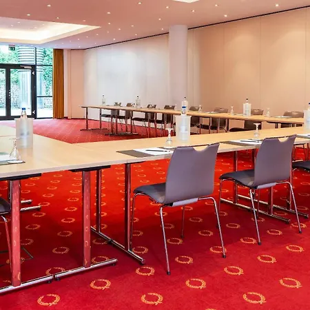 Victor's Residenz-hotel 4*