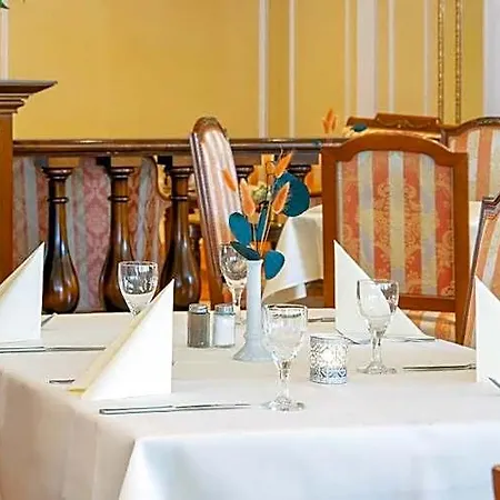 Victor's Residenz-hotel 4*