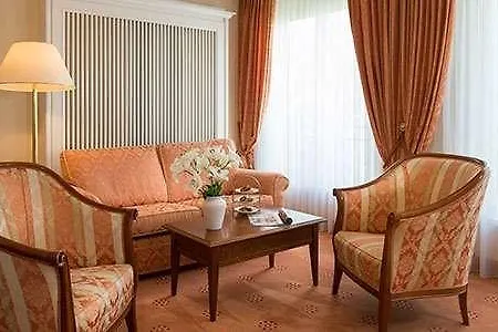 Victor's Residenz-hotel Hotel