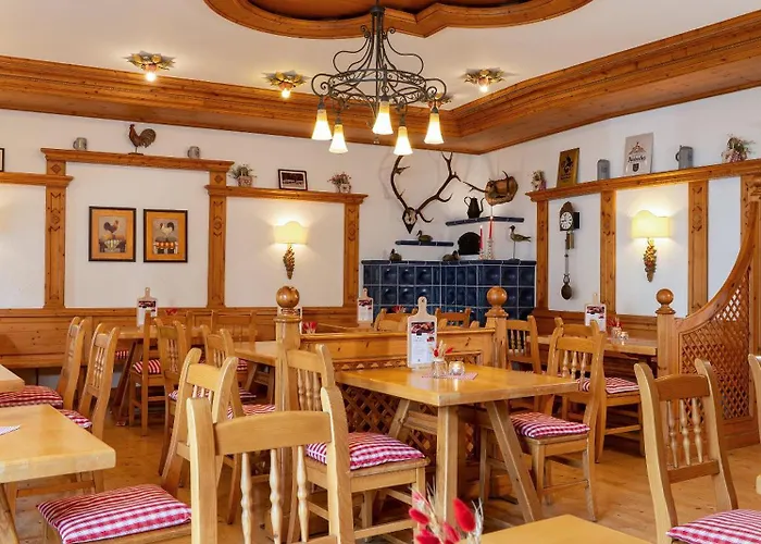 Victor's Residenz-hotel 4*