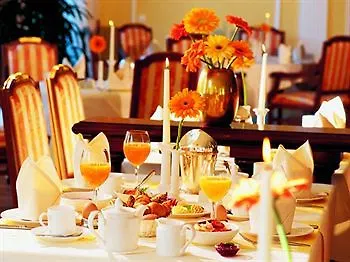 Victor's Residenz-hotel فندق إرفورت