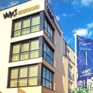 Victor's Residenz-hotel מלון ארפורט