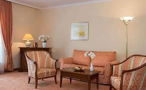 فندق Victor's Residenz-hotel 4*